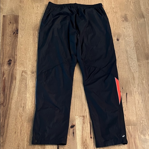 Asics Black Pants with Red and Reflective Details - Picture 7 of 7